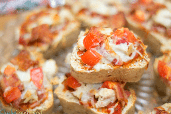 #ad Easy chicken and bacon bruschetta pizza sliders #cbias