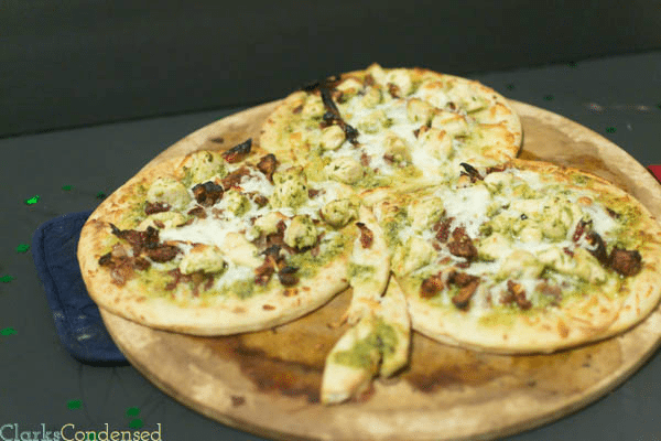 Easy Chicken Pesto Pizza by Clarks Condensed