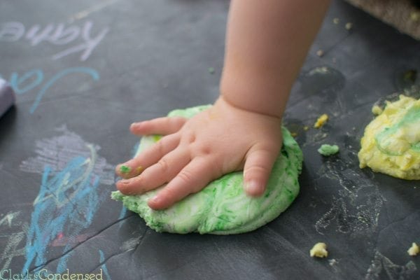 Homemade Play Dough: This homemade play dough is made with two ingredients (body lotion and corn starch) and is fun for any age (plus it leaves your hands nice and soft!)