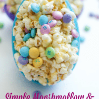 Simple M&M and Marshmallow Popcorn