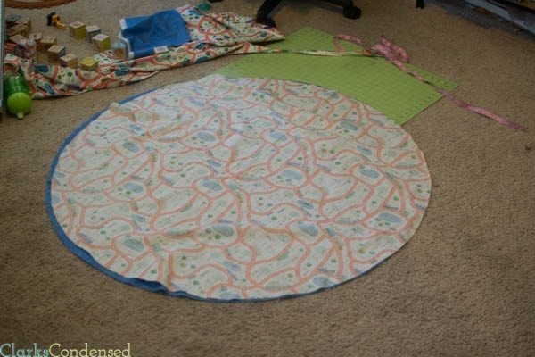 How to cut a circle out of fabric