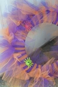 Easy Halloween Tulle Wreath Tutorial