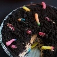 Dirt and Worms Pudding Pie