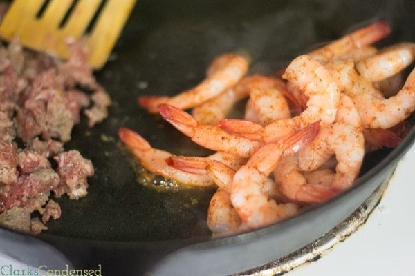 shrimp-and-grits-with-creamy-sausage-sauce (2 of 15)