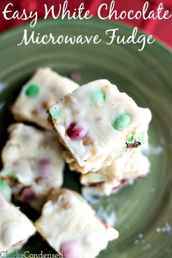 I had no idea you could make fudge in the microwave until recently! This easy white chocolate microwave fudge is to DIE for!