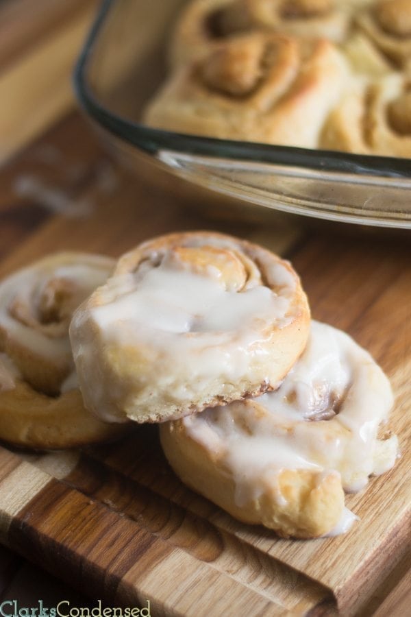 lion-house-cinnamon-rolls (10 of 14)