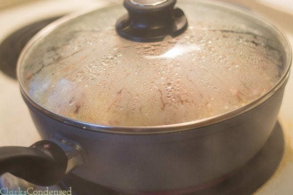 Chicken broth, diced tomatoes, and tomato paste