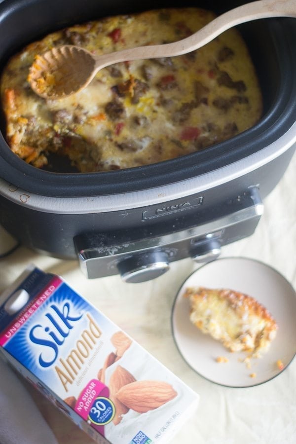 Slow cooker breakfast casserole