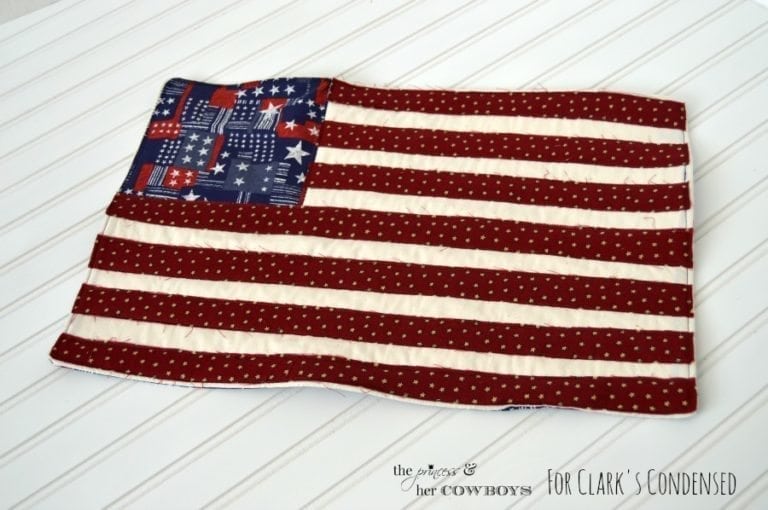 Easy 4th of July Table Topper l The Princess & Her Cowboys