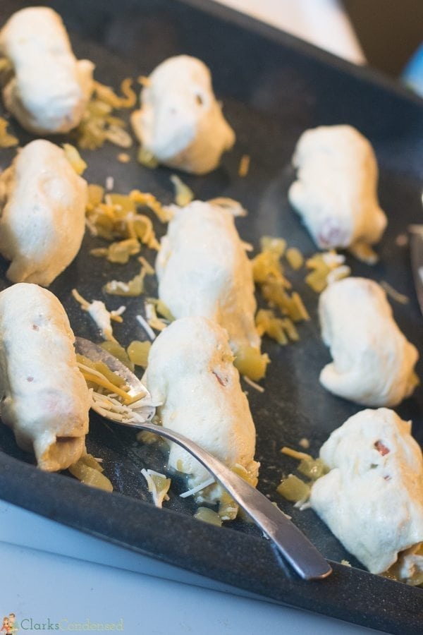 cheesy-green-chile-pigs-in-a-blanket (7 of 14)