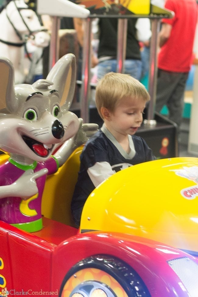 chuckecheese (5 of 19)