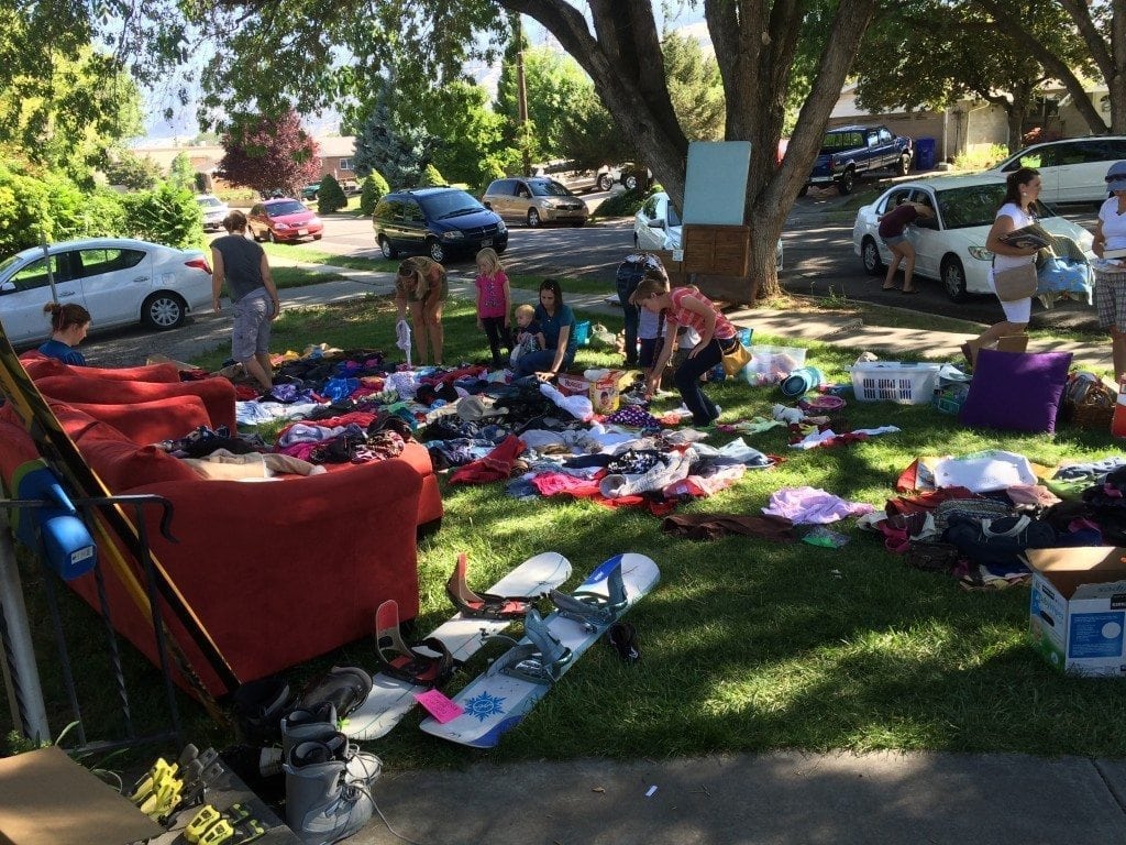 10 Tips to the Best Yard Sale Ever 2024 Clarks Condensed