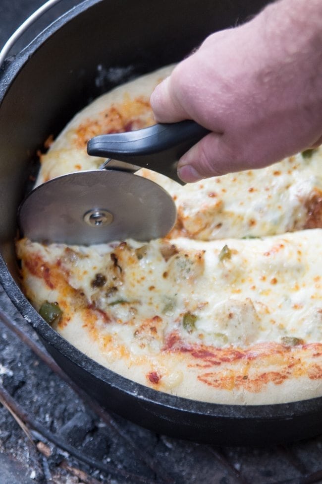 Dutch Oven Pizza Recipe: How to Make It