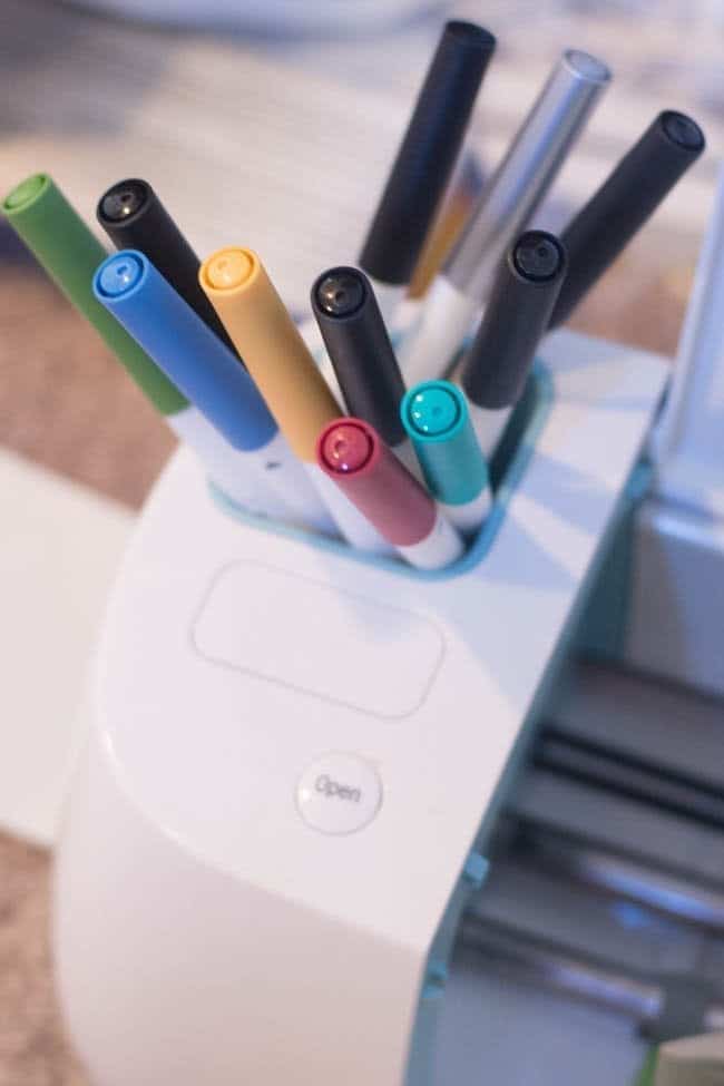 Drawing With Cricut Pens : How To Insert Cricut Pens & Draw with 8 Colors!  