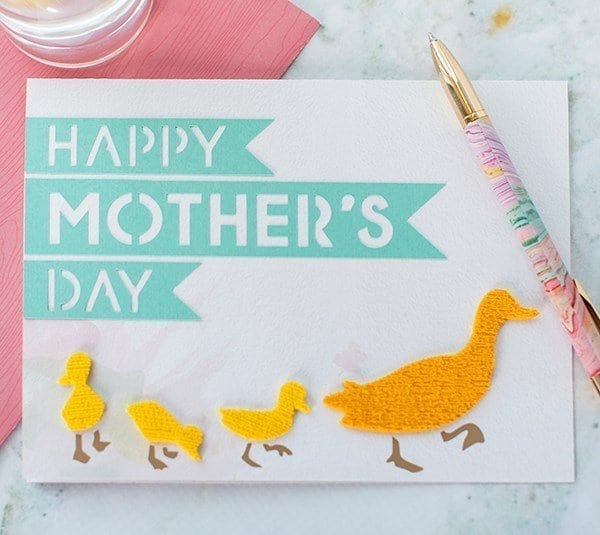 mother\'s day card with baby ducts