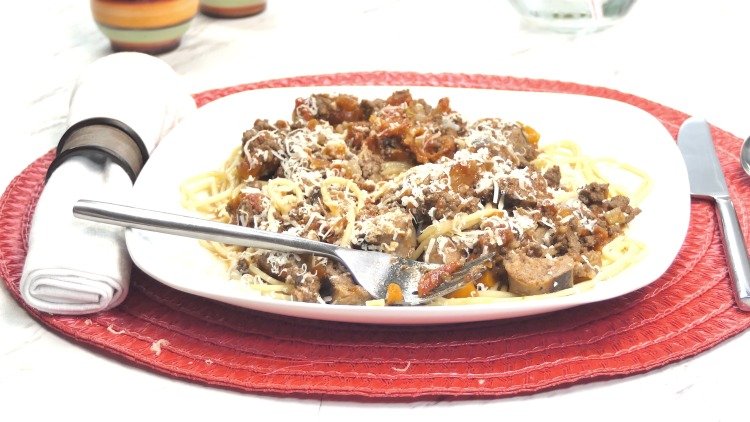 Pressure Cooker Bolognese Sauce – Olive Garden Copycat
