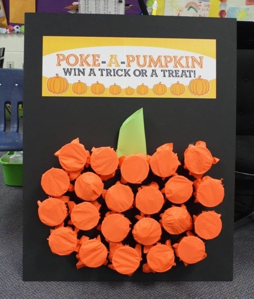 poke a pumpkin game