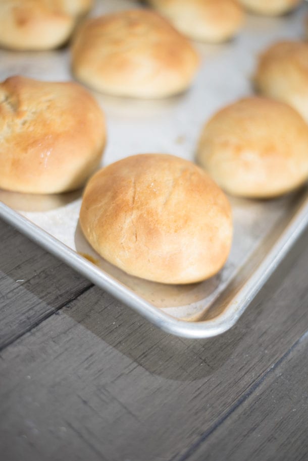 The BEST Quick Dinner Rolls Recipe - Ready in less than an hour
