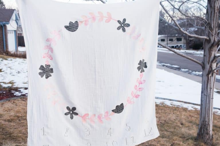 DIY Baby Milestone Blanket Tutorial
