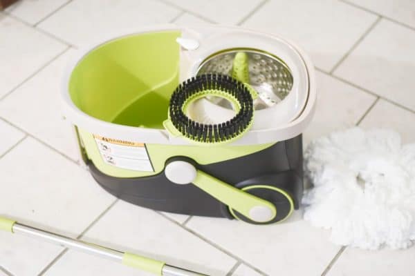 mopnado walkable deluxe spin mop 