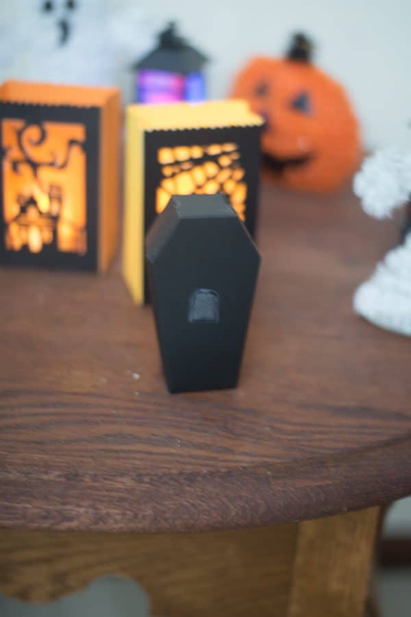 Halloween DIY luminaries