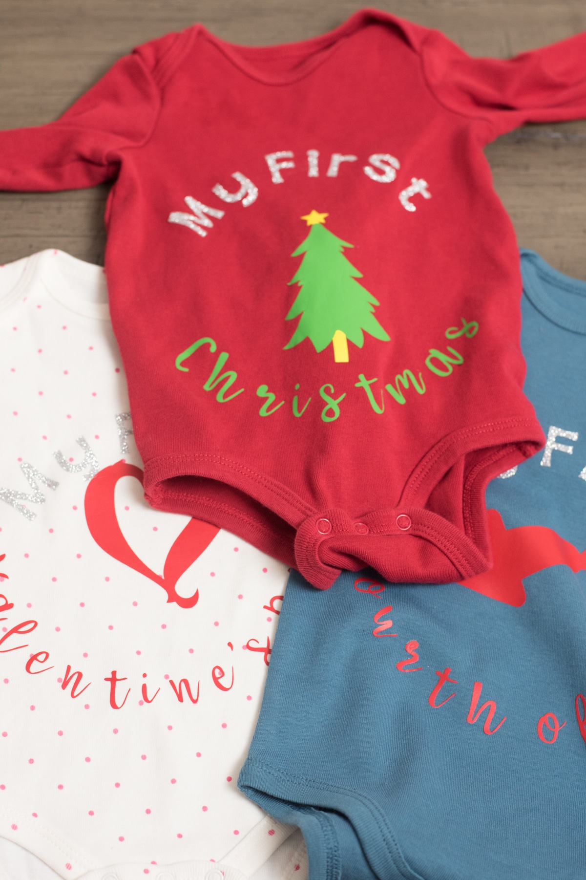 Red color \"My first Christmas\" baby clothes