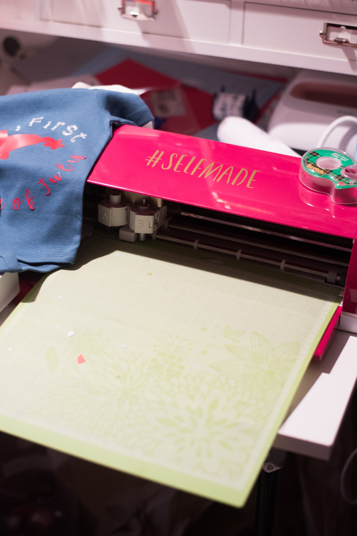 25+ Easy Cricut Explore Air 2 Projetos para Iniciantes (2021) - Creative  Fabrica