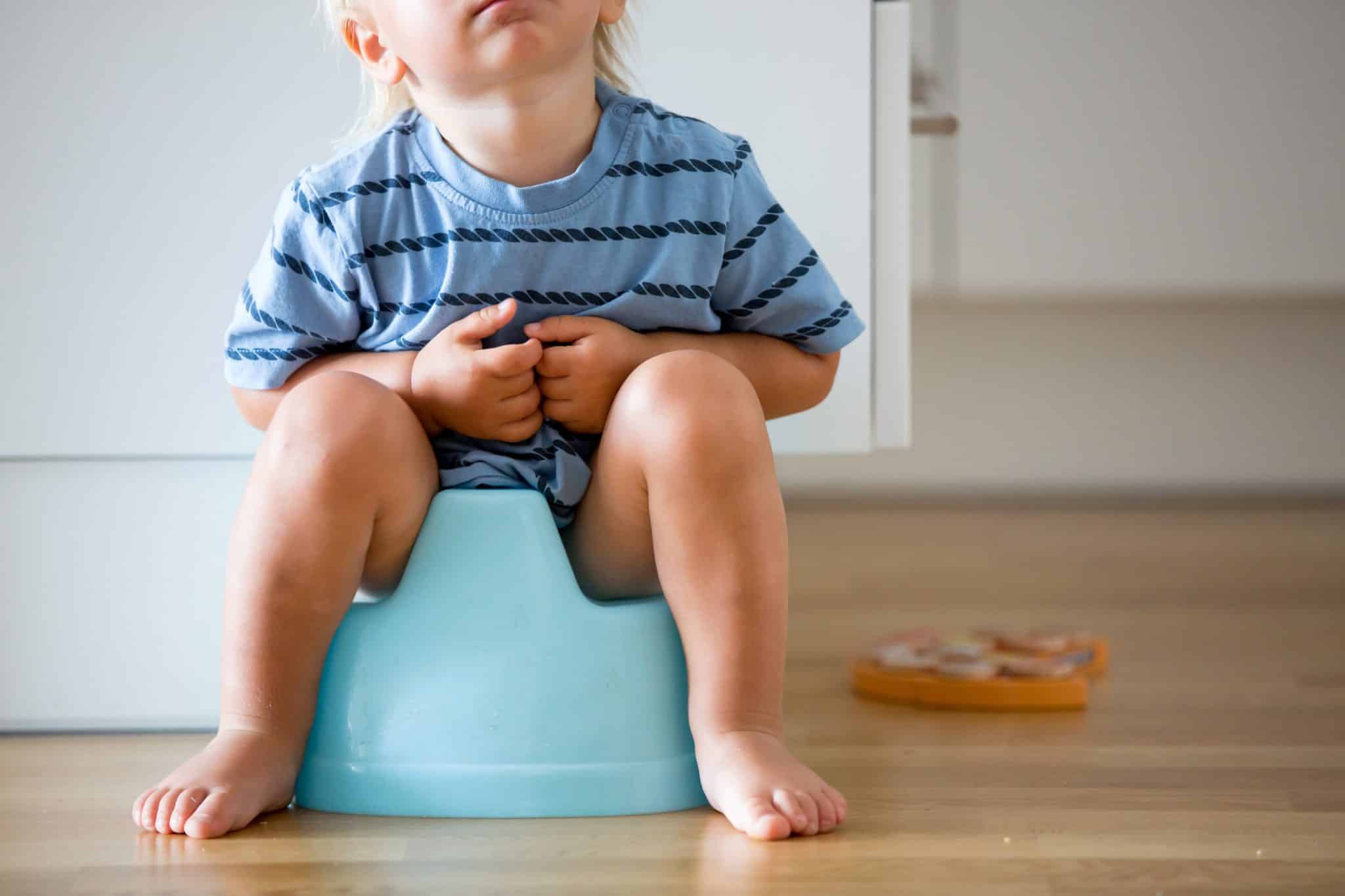 A baby pooping