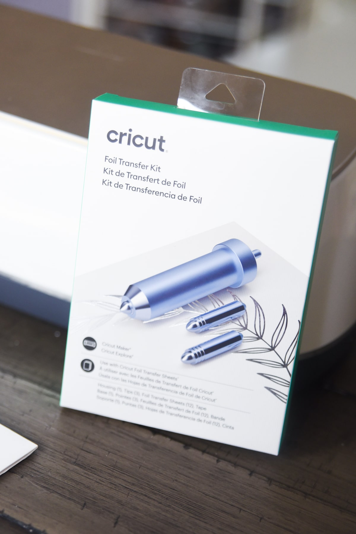 Cricut Foil Transfer Kit with Tool, 3 Tips, andFoil Sheets 