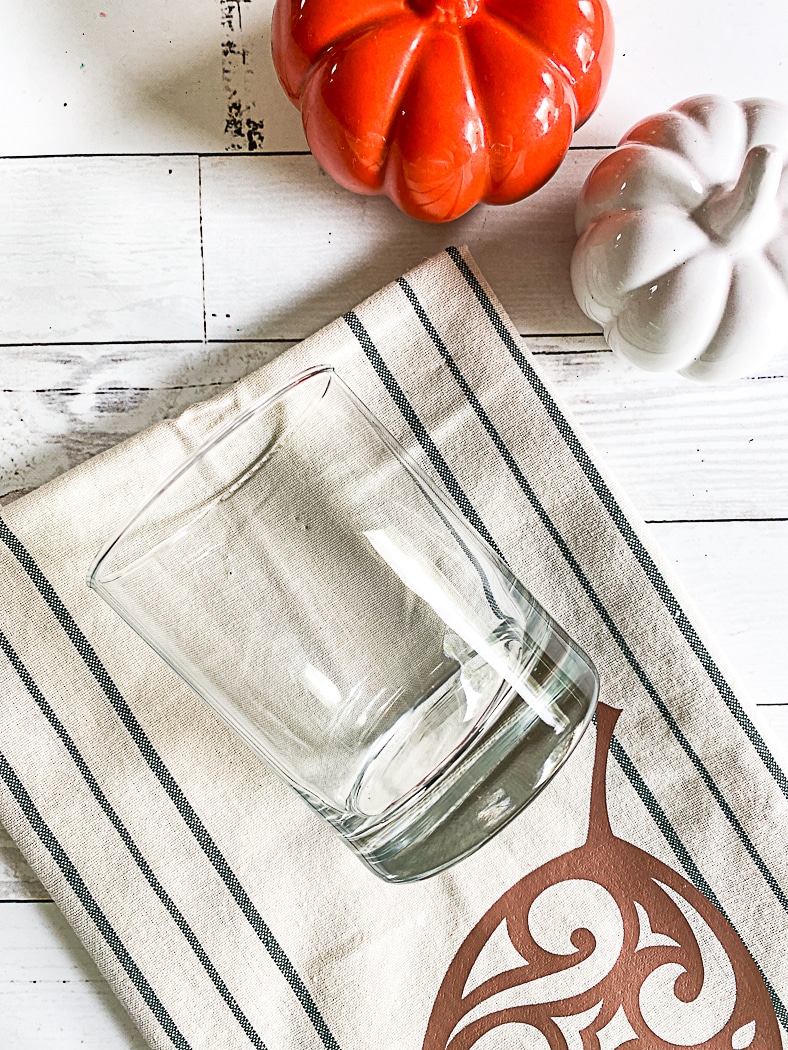 Clear Glass Tea Towel Pumpkins