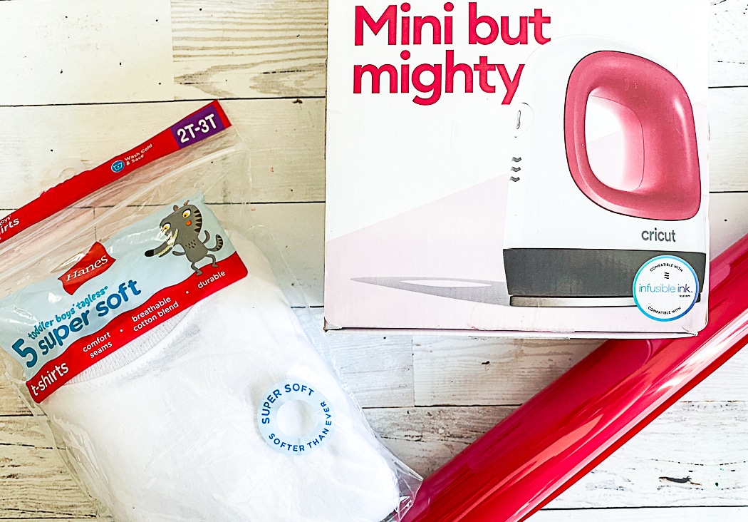 Cricut EasyPress Mini
Cricut Iron On
Toddler T-Shirt Package