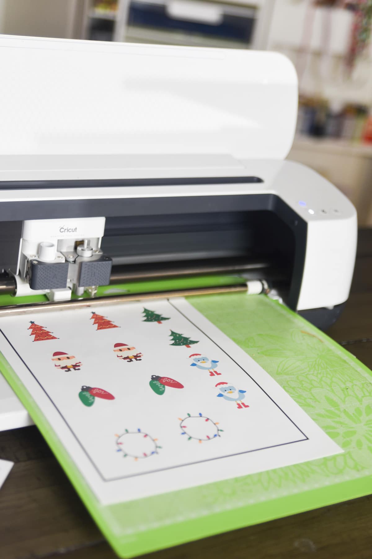 A Guide To Making Labels with Cricut Print Then Cut - The Homes I Have Made
