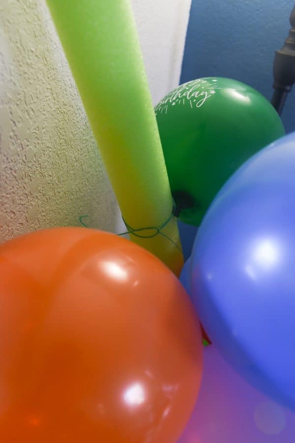 creating balloon arch