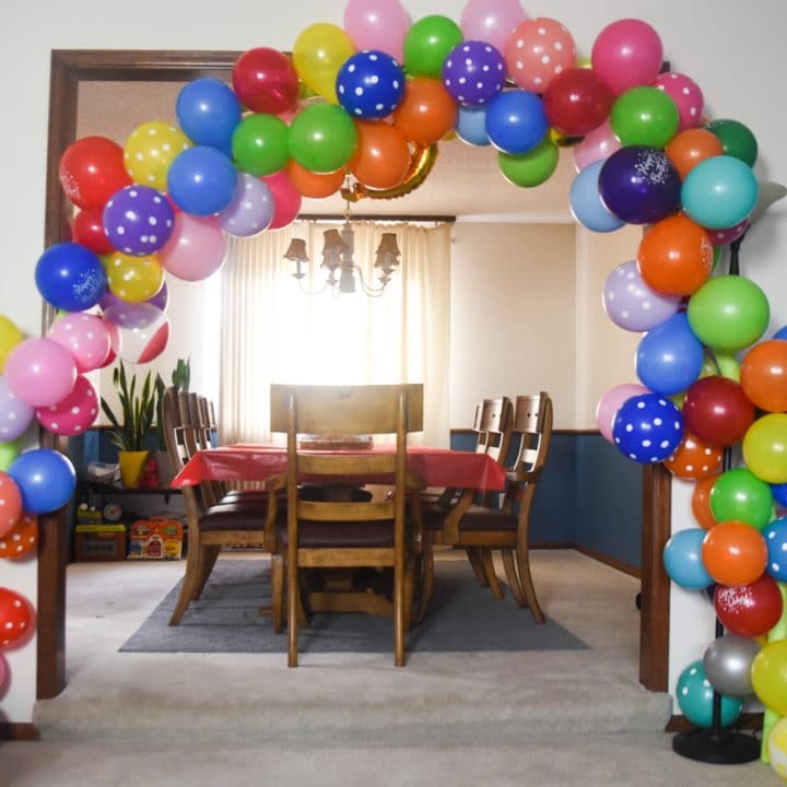 diy balloon arch