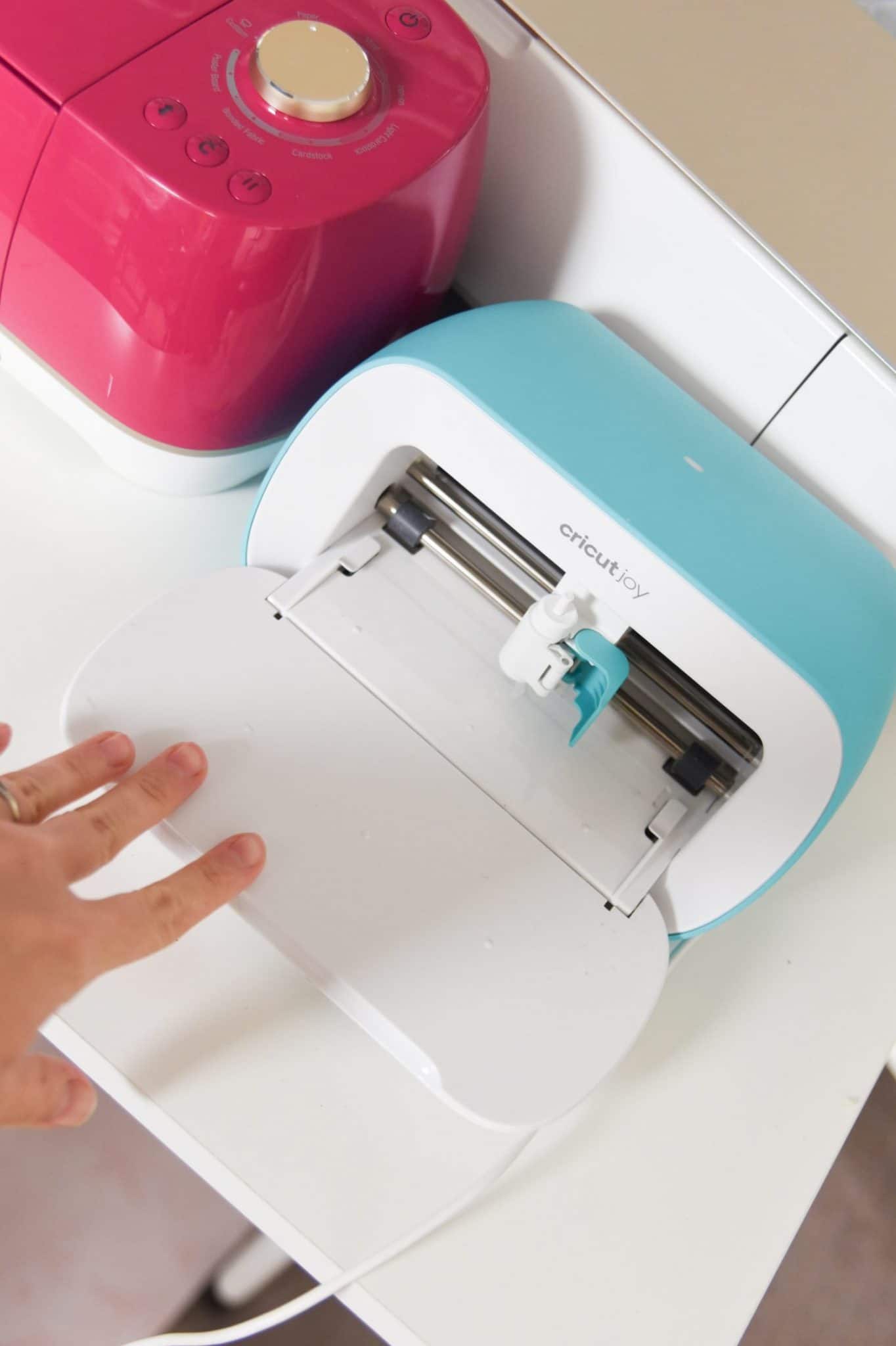 opening cricut joy