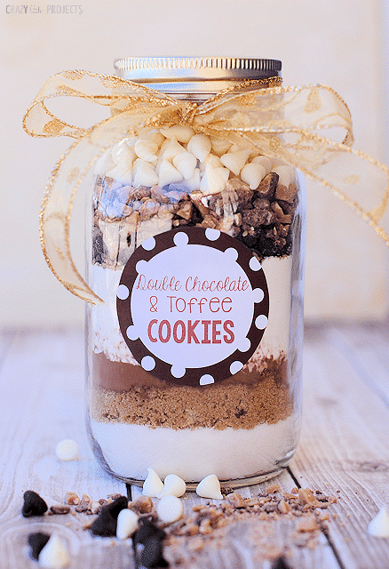 Cookie Dough Holiday Neighbor Gift - Crazy Little Projects